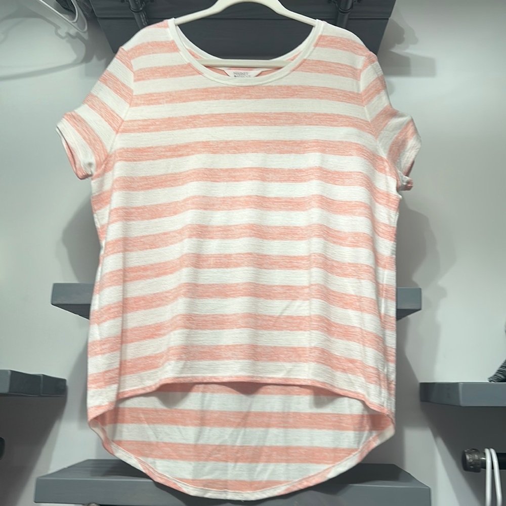 Market & Spruce Peach & White High Low Tshirt